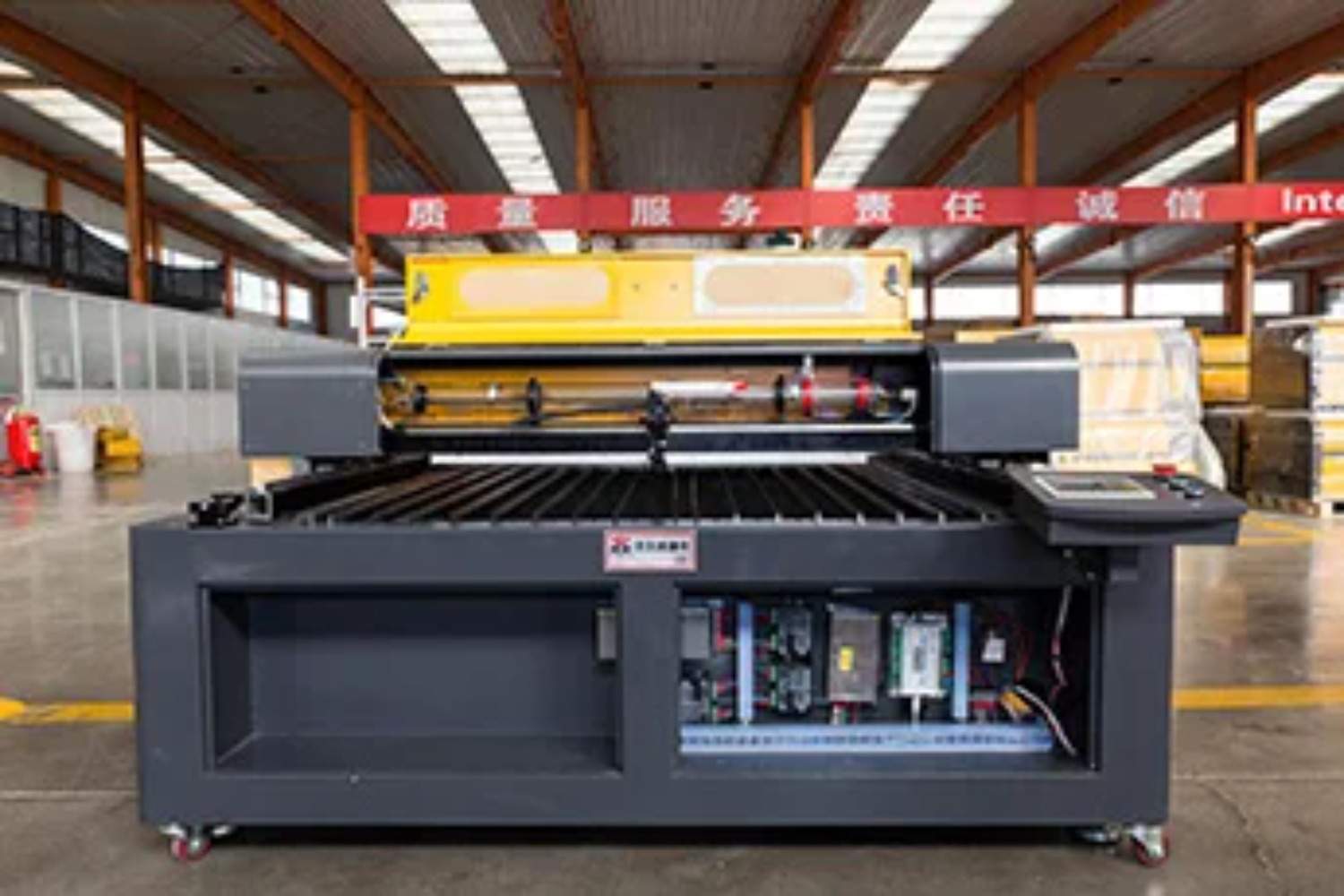 工場価格 CNC板金および非金属木材MDF CNC 1325 - Industrial Laser Cutting Machine Price のレビューと価格