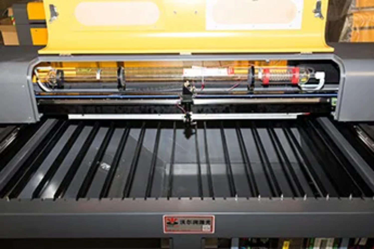 工場価格 CNC板金および非金属木材MDF CNC 1325 - Industrial Laser Cutting Machine Price のレビューと価格