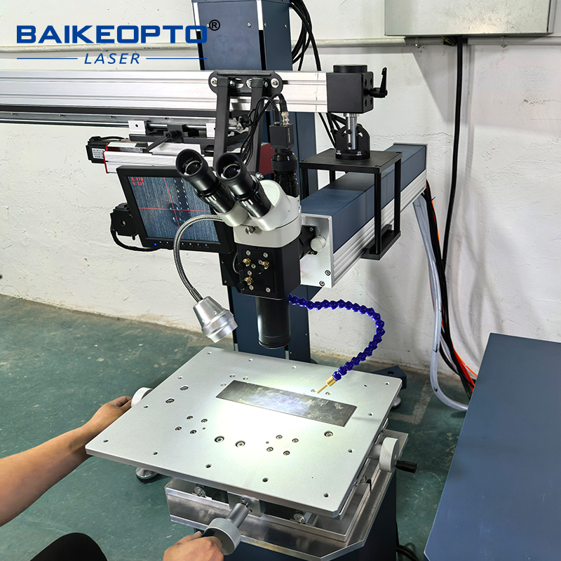300W プロフェッショナル YAG 金型レーザー溶接機 高 - Industrial Yag Laser のレビューと価格