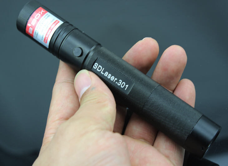 60825-1 標準欧州連合米国ホット 532nm 650n - Industrial Laser Pointer のレビューと価格